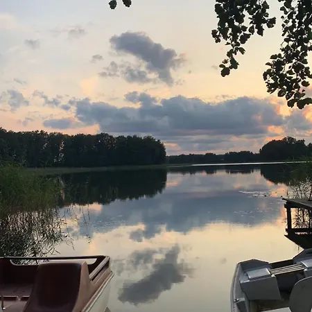 Semesterbostad Na Wzgorzu Ryn (Warmian-Masurian)