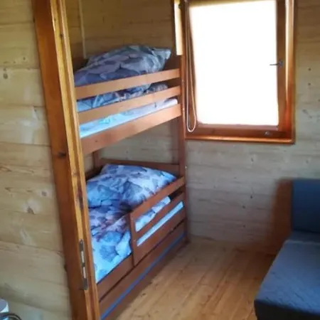 Na Wzgorzu Ferienhaus Ryn (Warmian-Masurian)