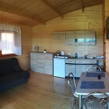 Na Wzgorzu Semesterbostad Ryn (Warmian-Masurian)